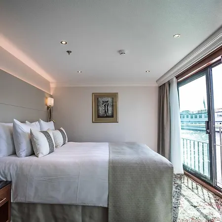 Viva Riverside 3 Altstadt Duesseldorf Hotel Düsseldorf